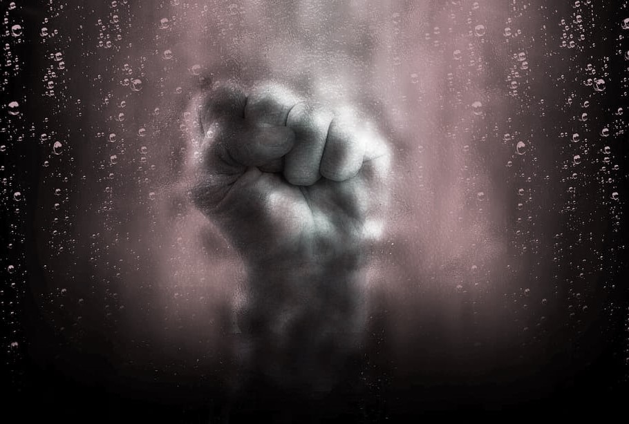 5 राशियाँ जिनको लगता है अँधेरे से ड़र